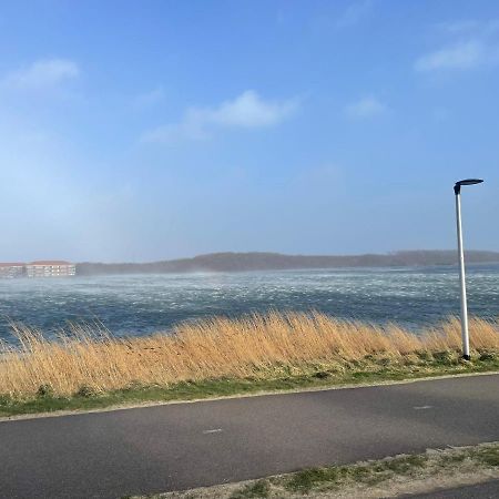 Vakantiewoning 100m van het strand met 1 Slaapkamer Westkapelle Buitenkant foto